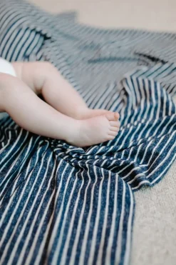 Aden + Anais Snuggle Knit Newborn Gift Set - Navy Stripe
