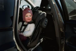 Axkid ONE 3 Extended Rear-Facing Car Seat + Infant Insert Bundle - Nordic Bloom Green