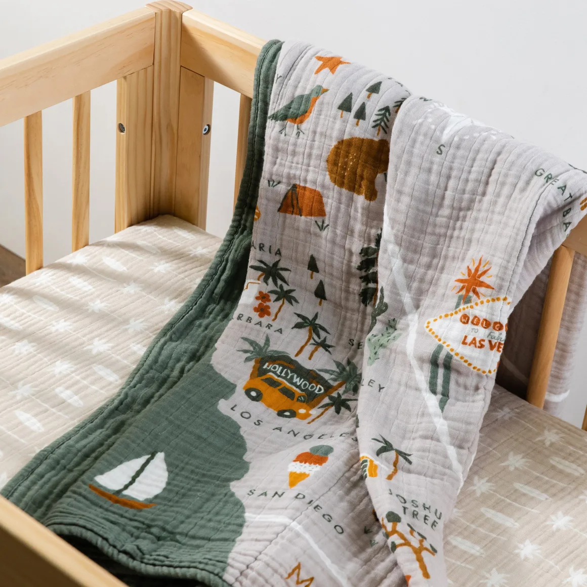 Babyletto All-Stages Midi Crib Sheet in GOTS Certified Organic Muslin Cotton - Beach Bum