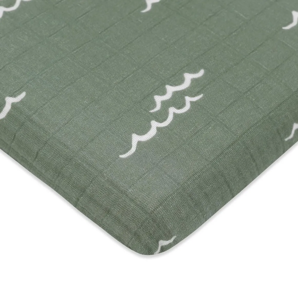 Babyletto All-Stages Midi Crib Sheet in GOTS Certified Organic Muslin Cotton - Ocean Waves