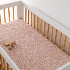 Babyletto Crib Sheet in GOTS Certified Organic Muslin Cotton-Daisy