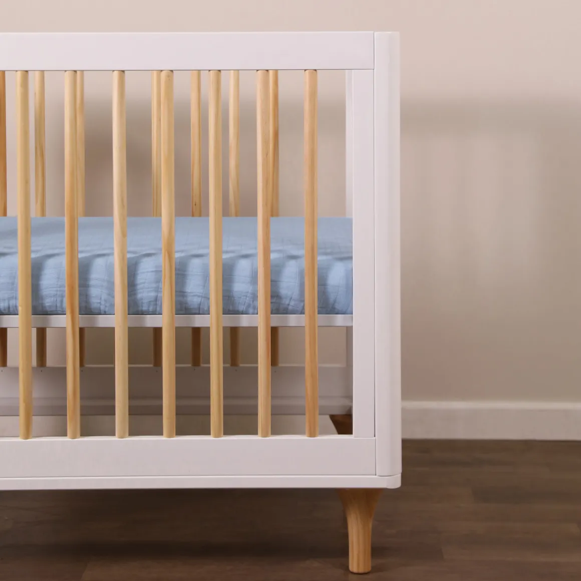 Babyletto Mini Crib Sheet in GOTS Certified Organic Muslin Cotton - Dewdrop
