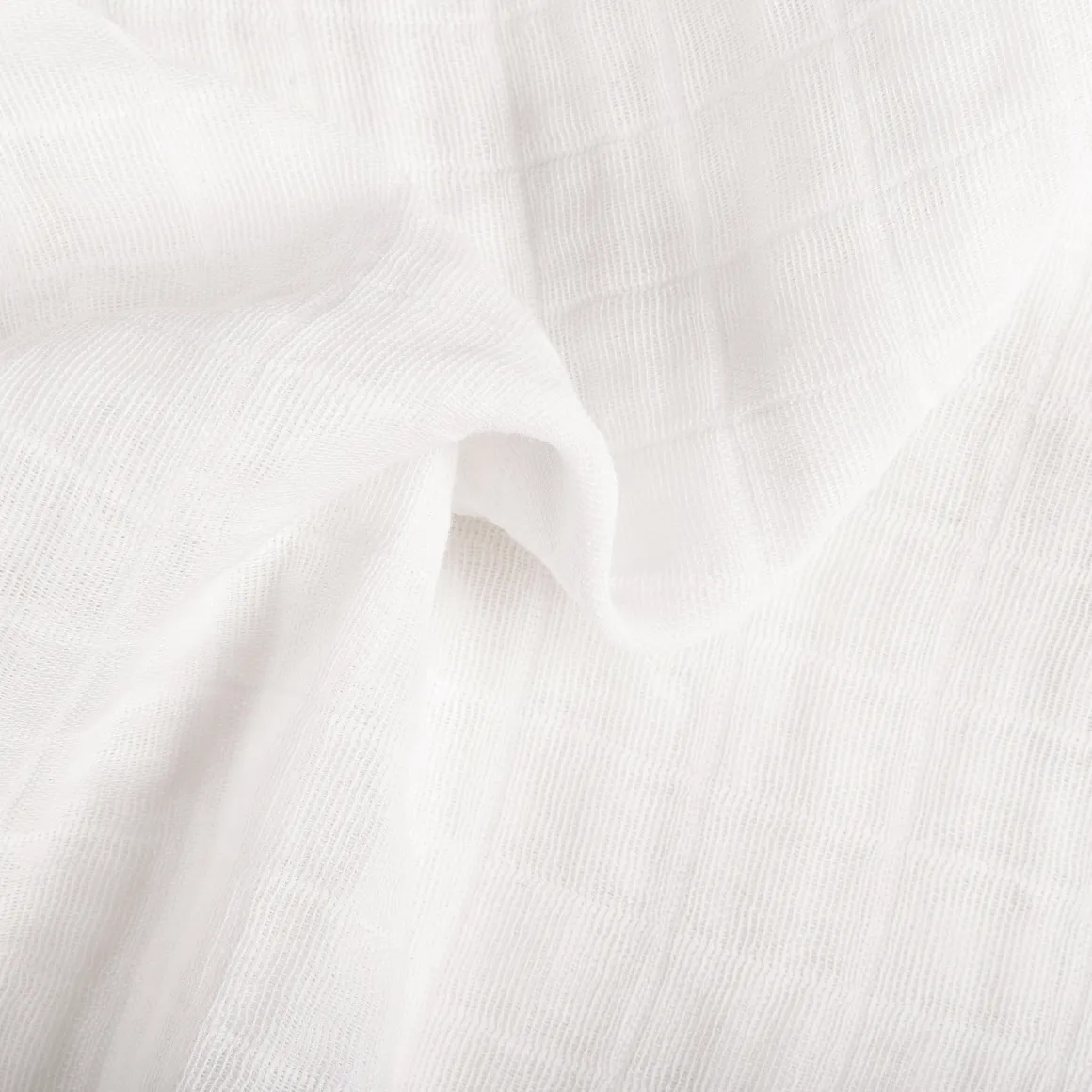 Babyletto Mini Crib Sheet in GOTS Certified Organic Muslin Cotton - White
