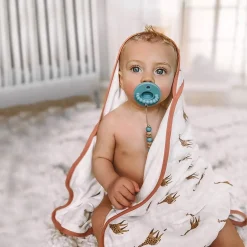 Bamboo Little Hooded Baby Towel & Washcloth Set - Giraffe