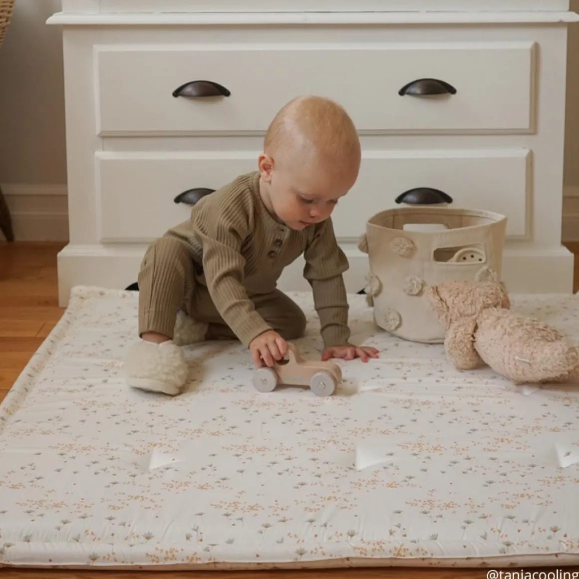 Charlie Crane TAMI Playmat - Camel