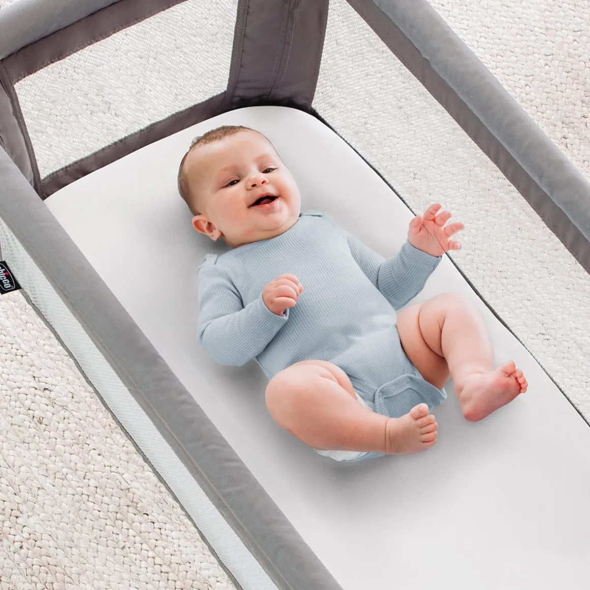 Chicco LullaGo Anywhere Sheets, 2-Pack - White Doodle