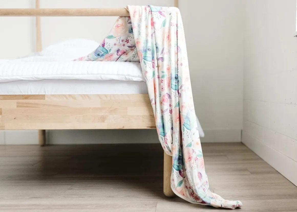 Copper Pearl 3-Layer Jumbo Quilt - Bloom