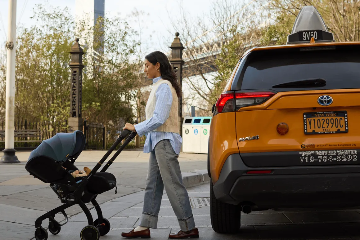 Doona X Infant Car Seat & Stroller - Dusty Sage