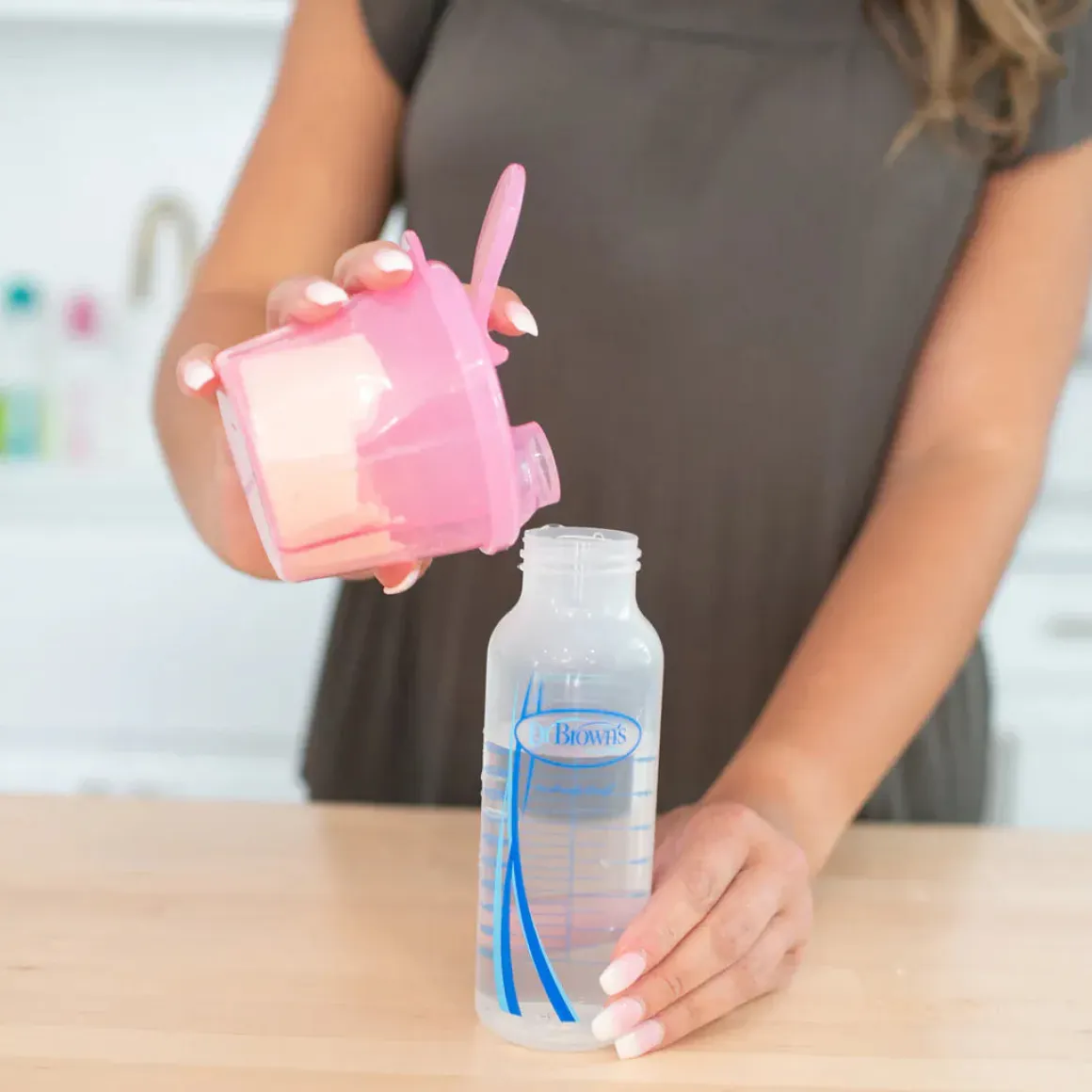 Dr. Brown's Formula Dispenser - Pink