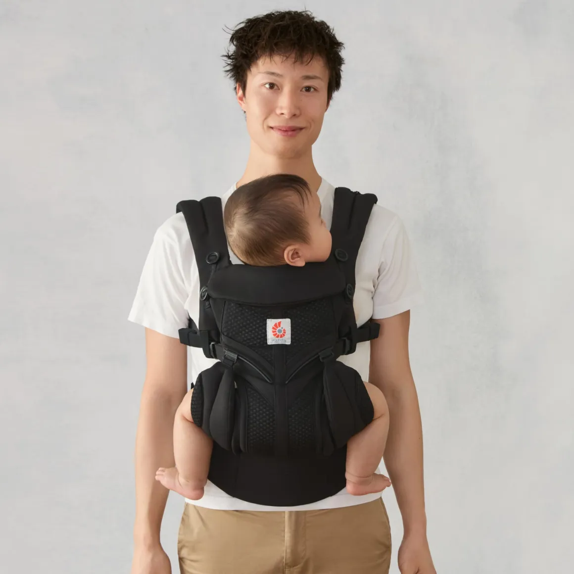 Ergobaby Omni Classic Cool Air Mesh Baby Carrier - Onyx Black
