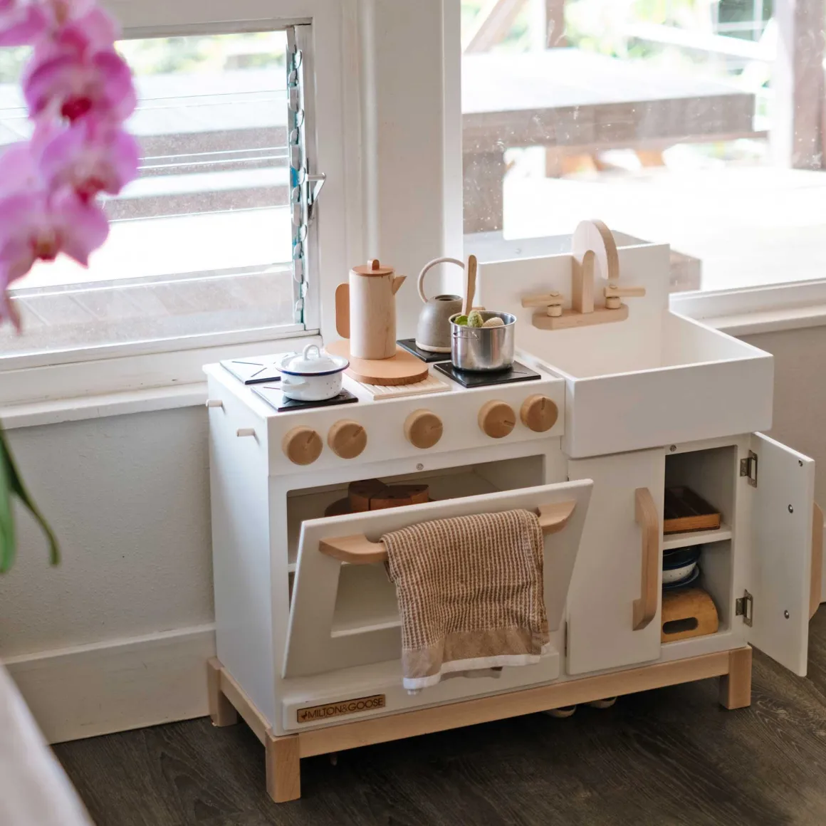 Essential Play Kitchen