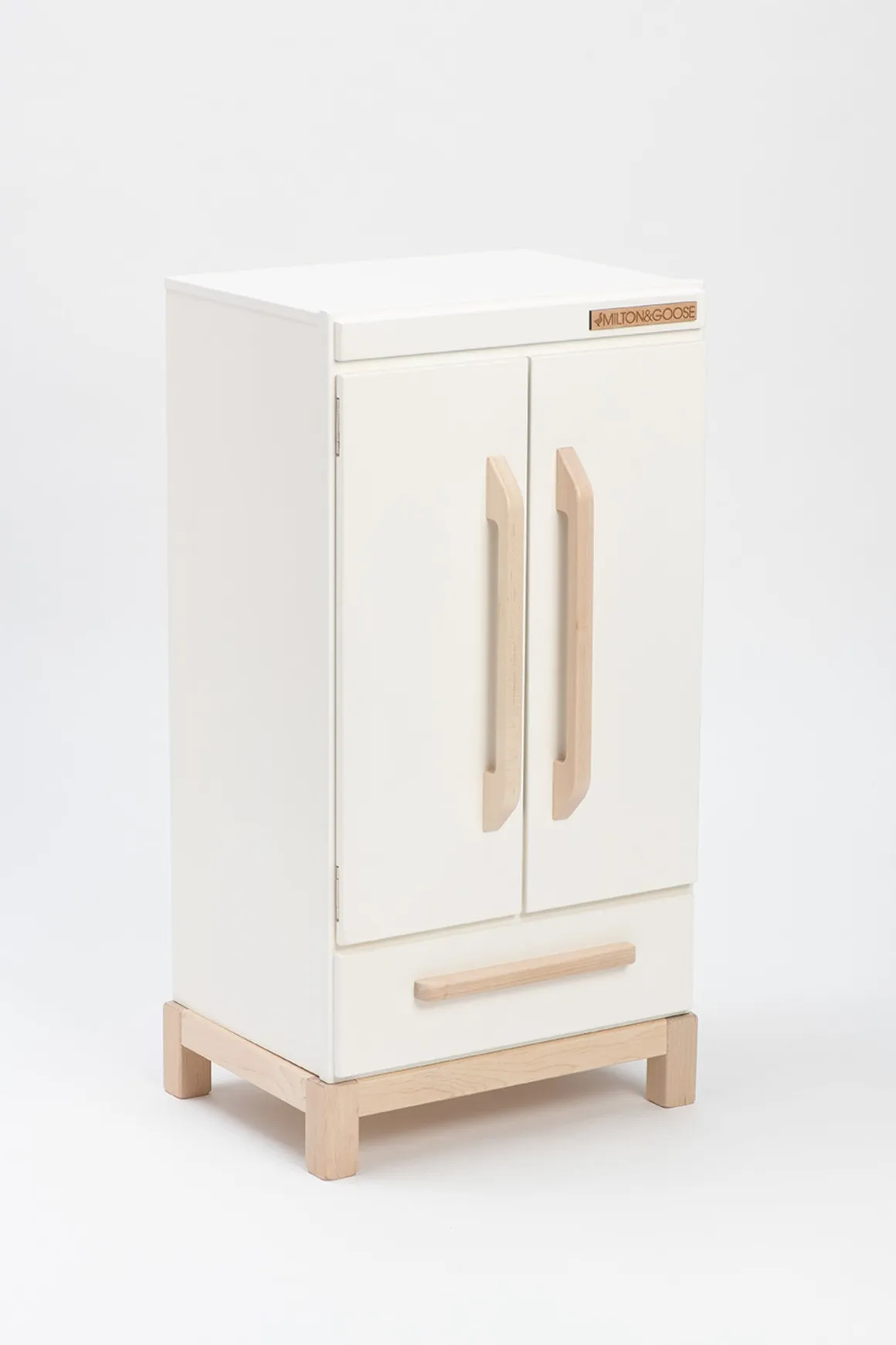 Essential Play Refrigerator