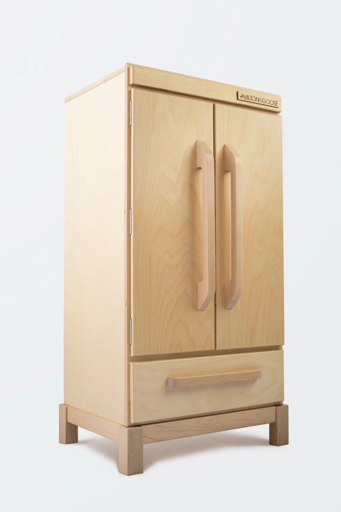 Essential Play Refrigerator