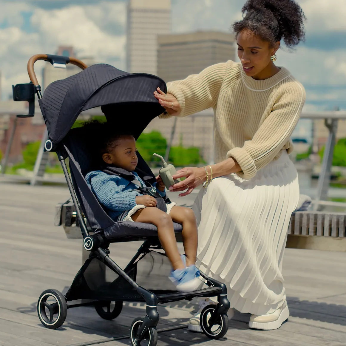 Evenflo Hummingbird Ultra-Lightweight Carbon Fiber Stroller - Calypte Pink