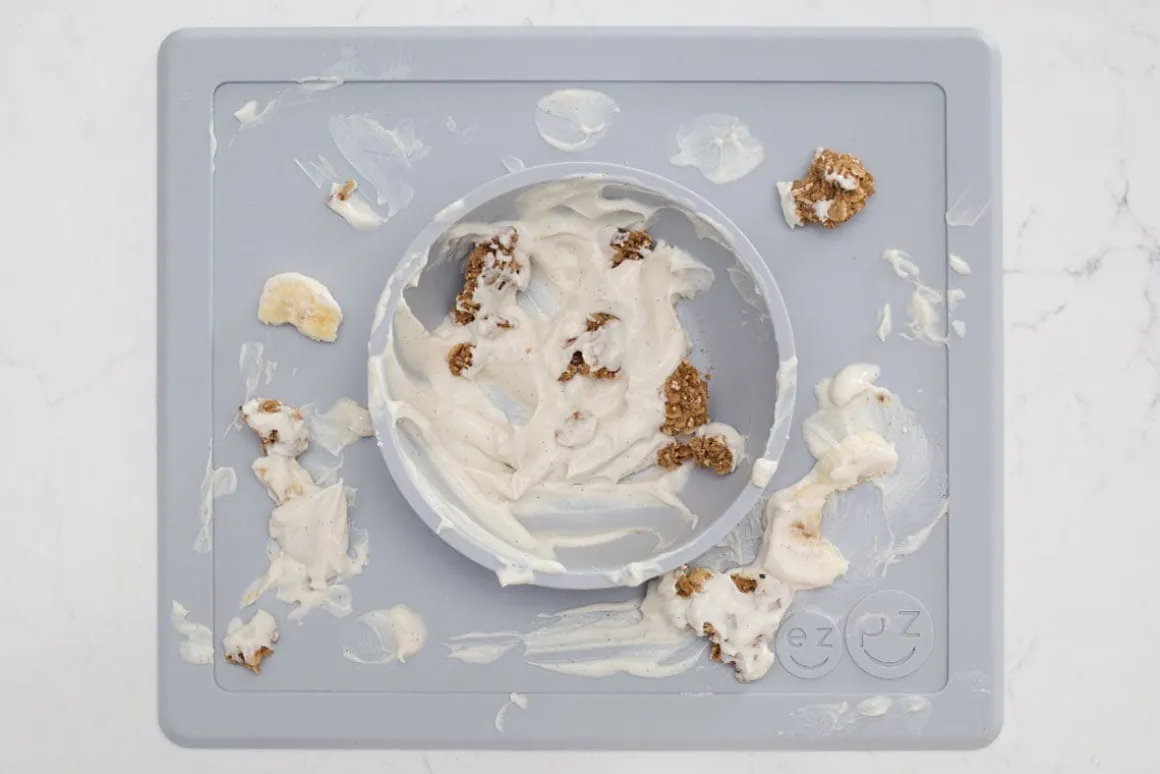 EZPZ Happy Mat Placemat & Bowl - Pewter