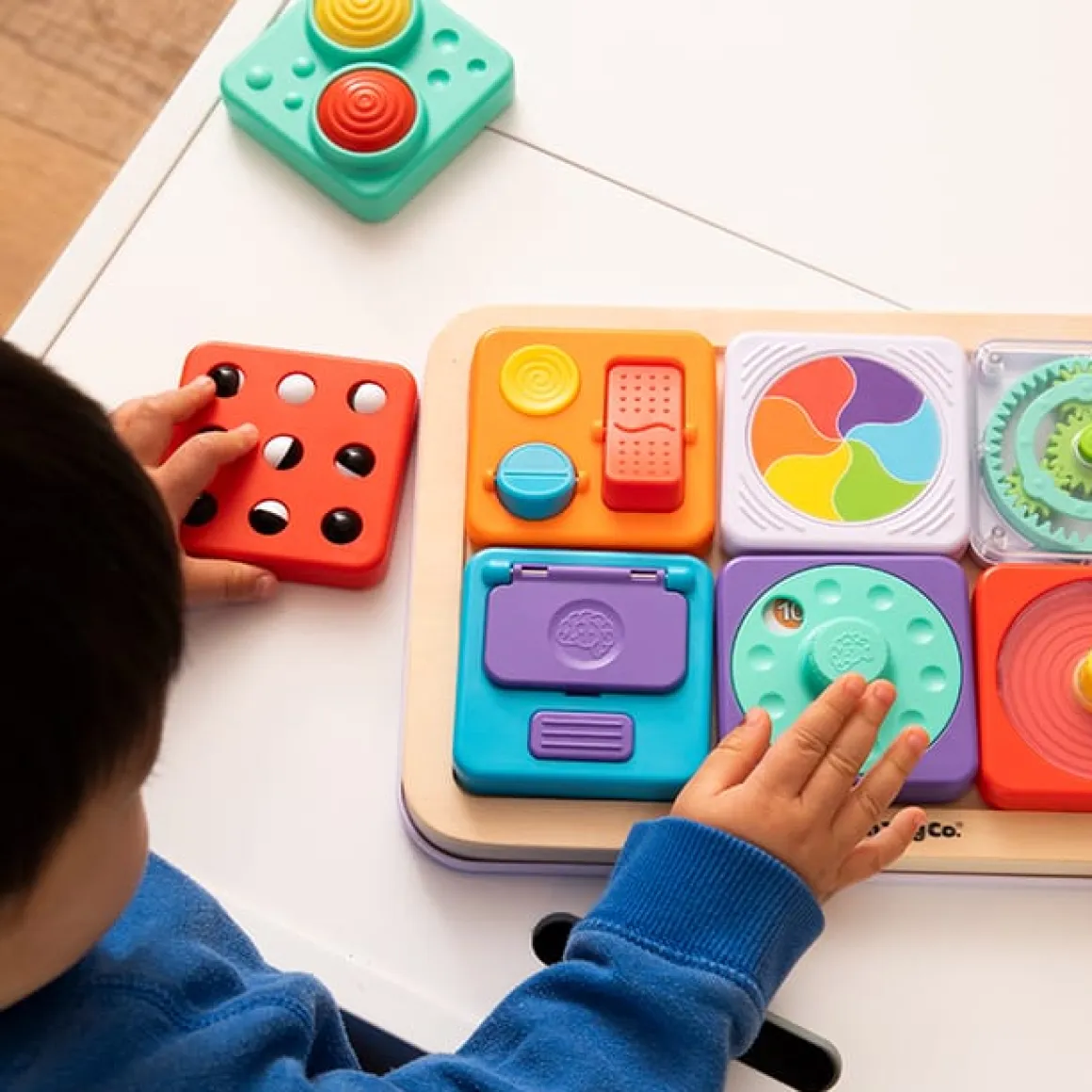 Fat Brain Toys PlayTab Tiles - Threads, Teeter-Totter & Keyboard Sensory Set (Set 5)
