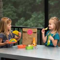 Fat Brain Toys Pretendables Nacho Set