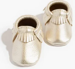 Freshly Picked Classic Moccasins, Size 1 - Platinum