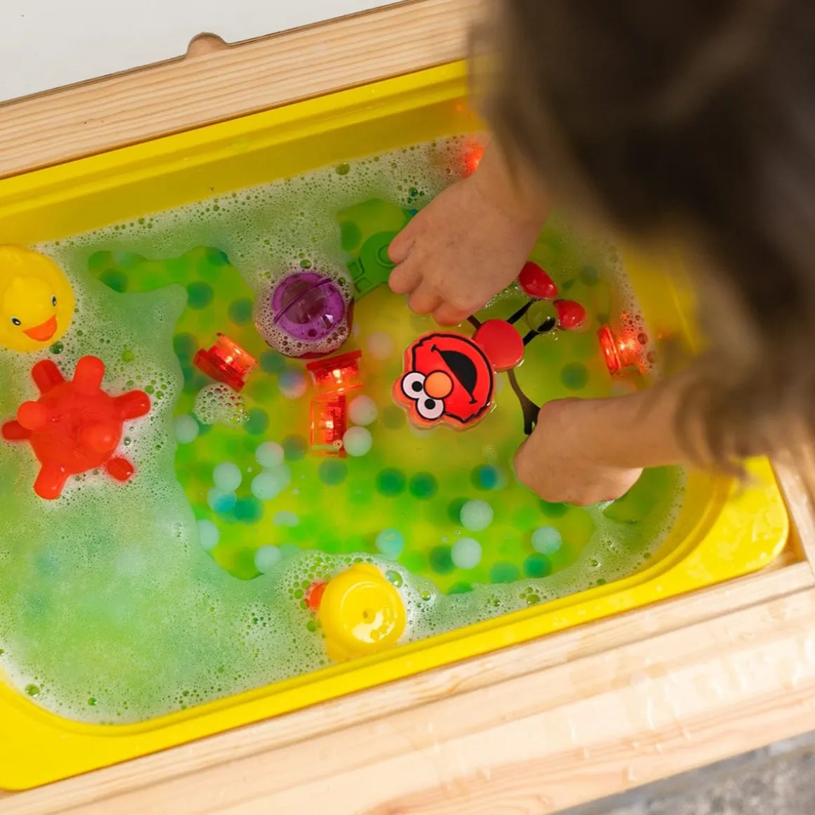 Glo Pals Light Up Sensory Bath Toy - Elmo