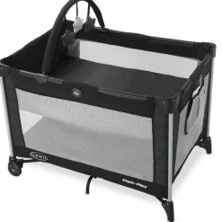 Graco Pack'n'Play On the Go Playard - Kaden