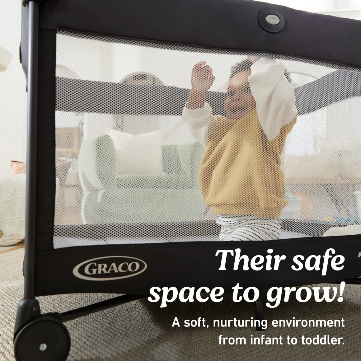 Graco Pack 'n Play On The Go Zip Playard - Reeves