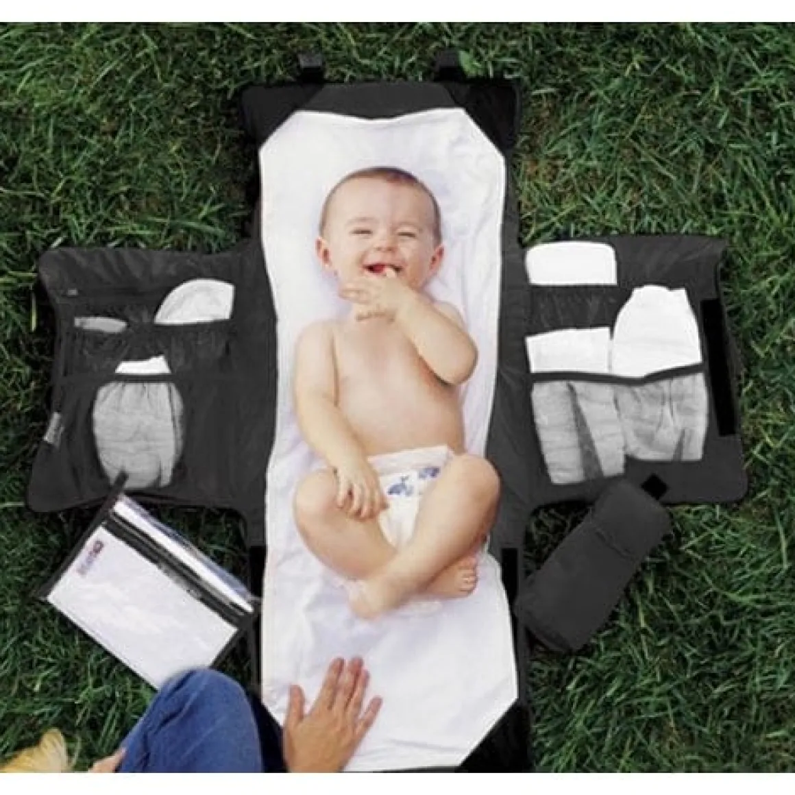 GR8X Deluxe Baby Traveller in Black