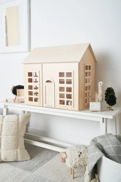 Hudson Dollhouse