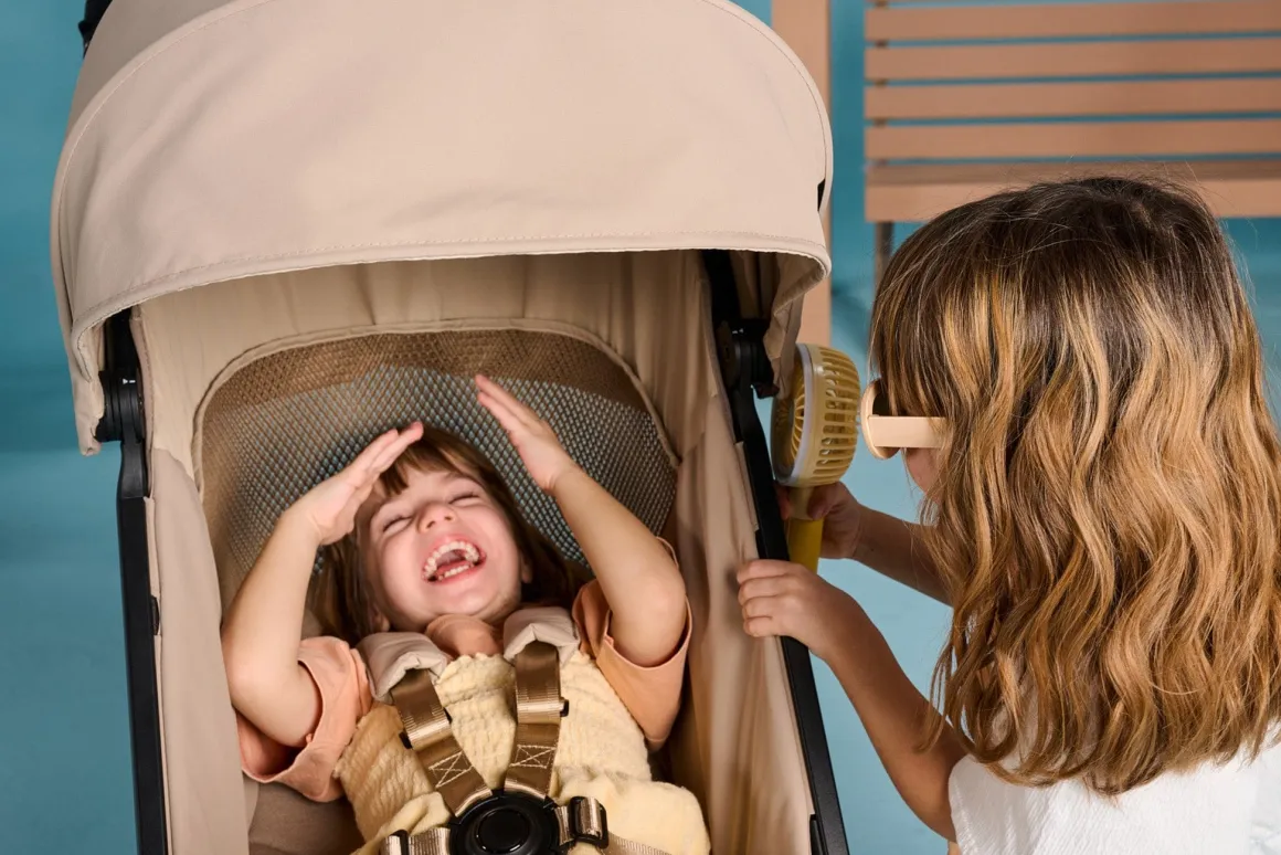 Inglesina Quid 3 Compact Lightweight Stroller - Lunar Beige