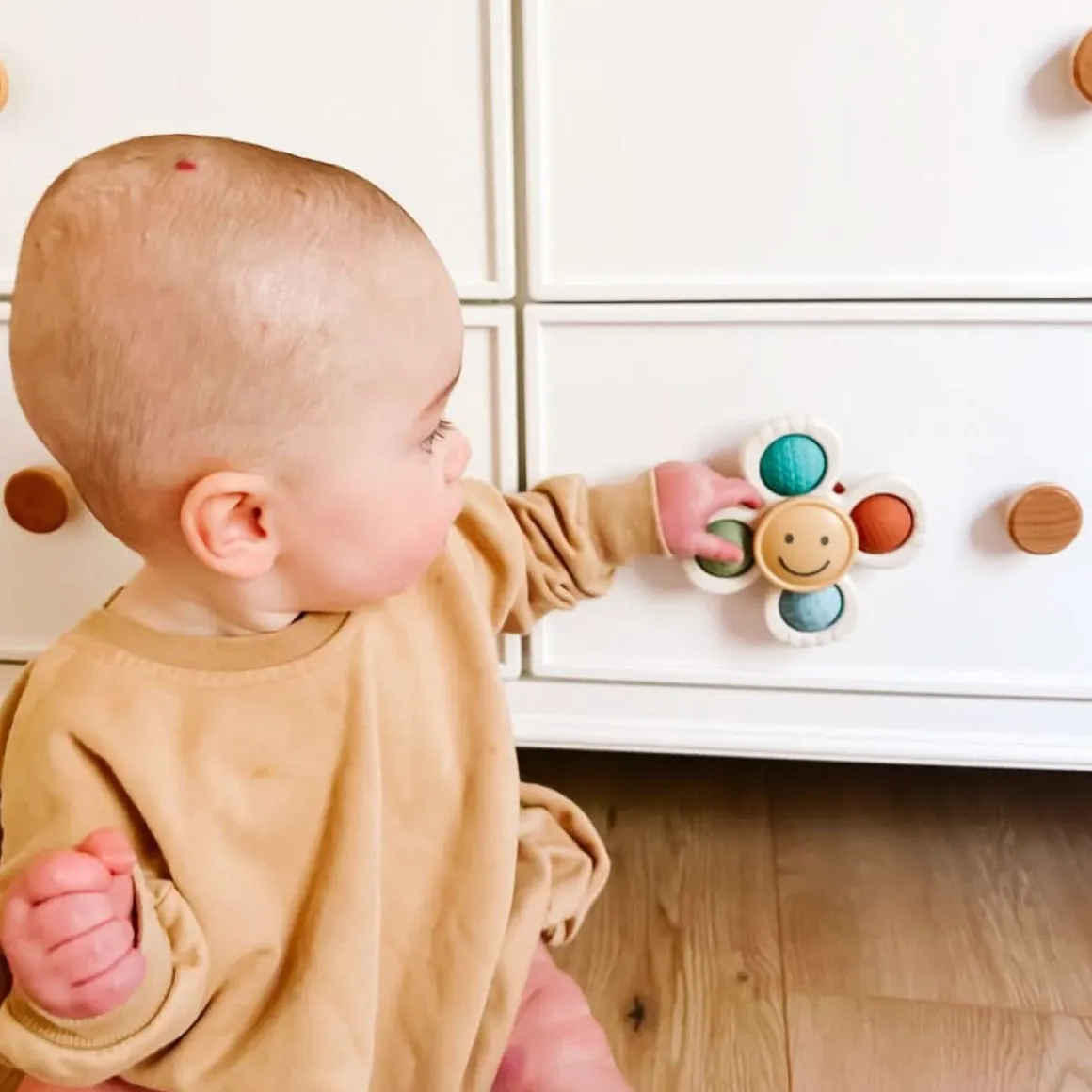Itzy Ritzy Bitzy Biter Sensory Teether - Flower