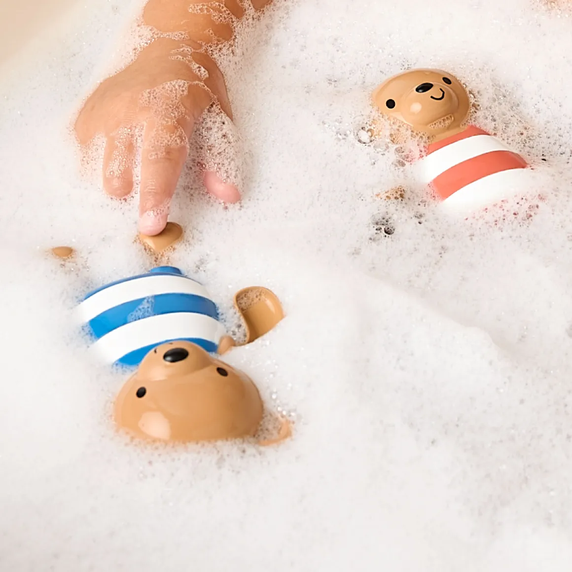 Itzy Ritzy Silly Swimmers Bath Toy - Bear