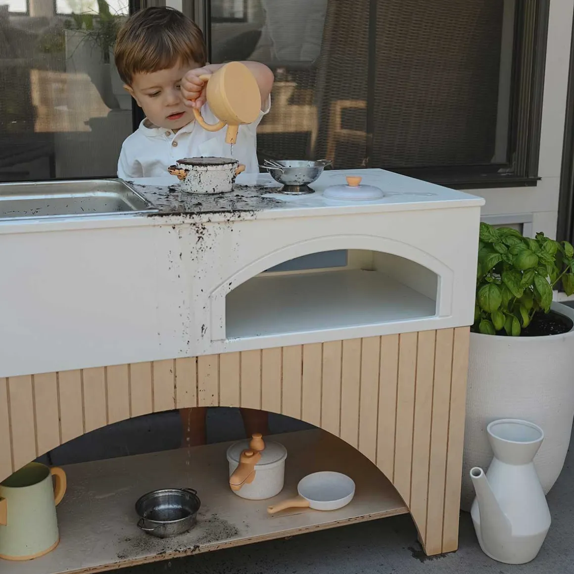 Kai Mud Kitchen