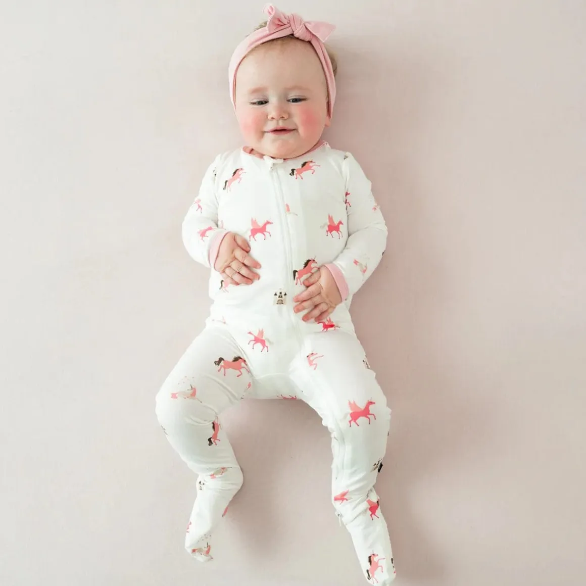 Kyte Baby Zippered Footie - Unicorn (Newborn)