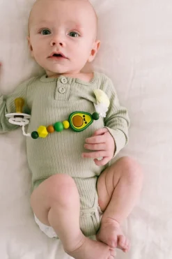 Loulou Lollipop Darling Pacifier Clip - Avocado