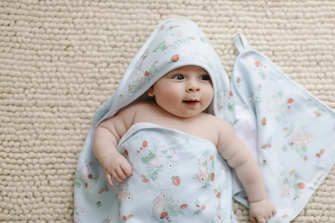 Loulou Lollipop Hooded Towel Set - Some Bunny Loves You