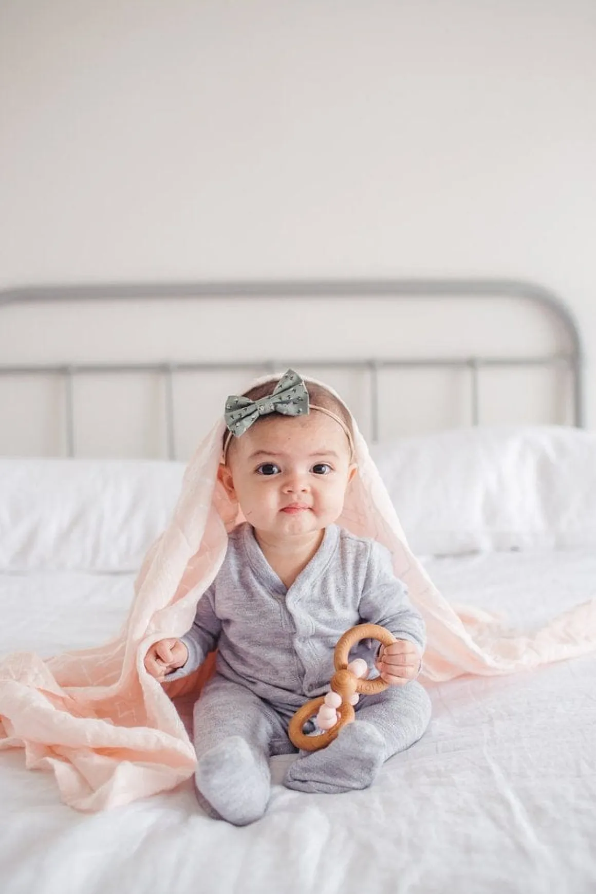Loulou Lollipop Luxe Muslin Swaddle - Pink Mudcloth
