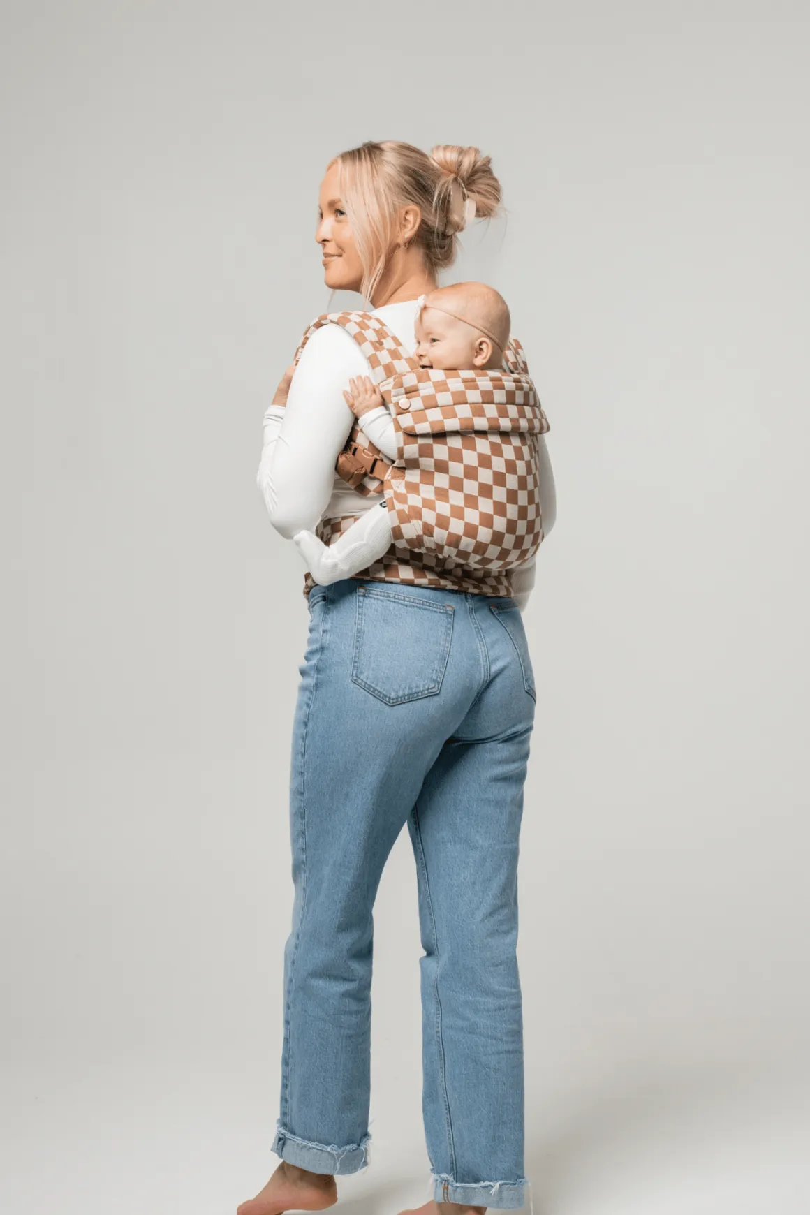 Mabē Monarch Carrier - Mocha Check
