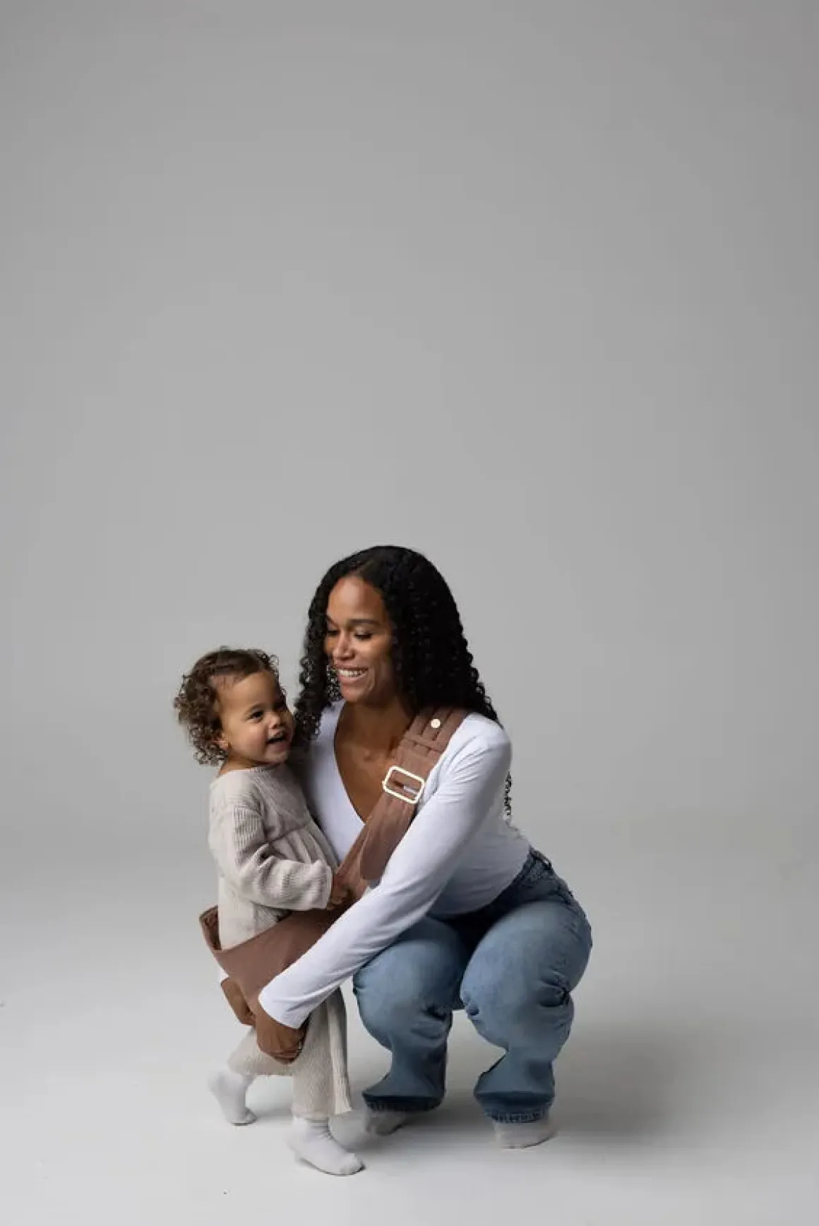 Mabē Monarch Toddler Sling - Mocha