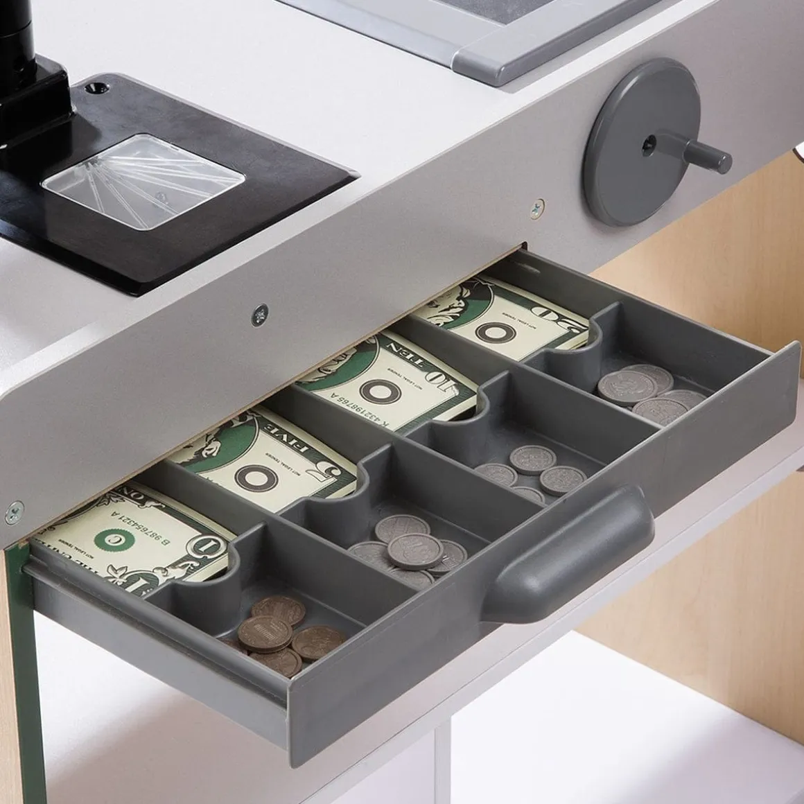 Melissa & Doug Fresh Mart Play Grocery Store