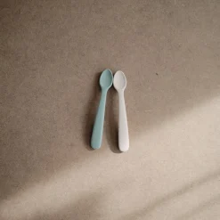 Mushie Silicone Feeding Spoon - Cambridge Blue / Shifting Sand
