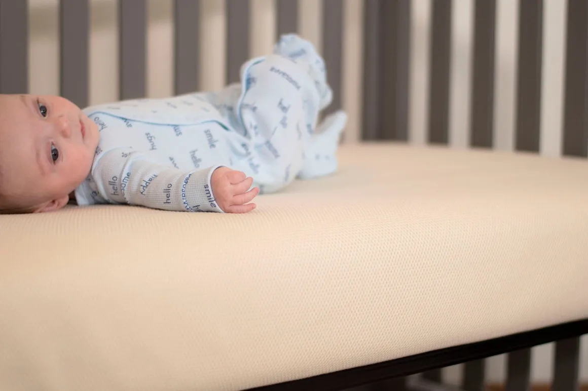 Naturepedic Organic Breathable 2-Stage Baby Innerspring Crib Mattress