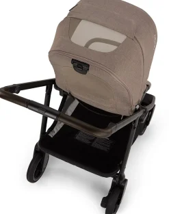 Nuna SWIV Lightweight Stroller - Cedar
