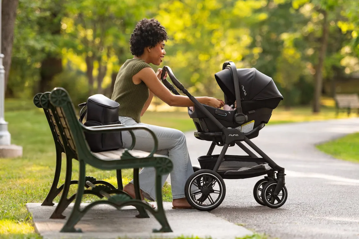 Nuna TRIV lx + PIPA urbn Baseless Infant Car Seat Travel System - Caviar