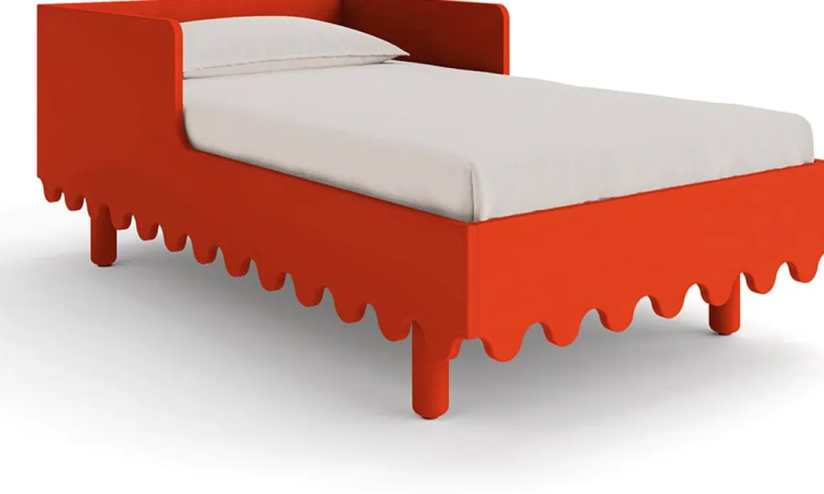 Oeuf Moss Toddler Bed - Tomato