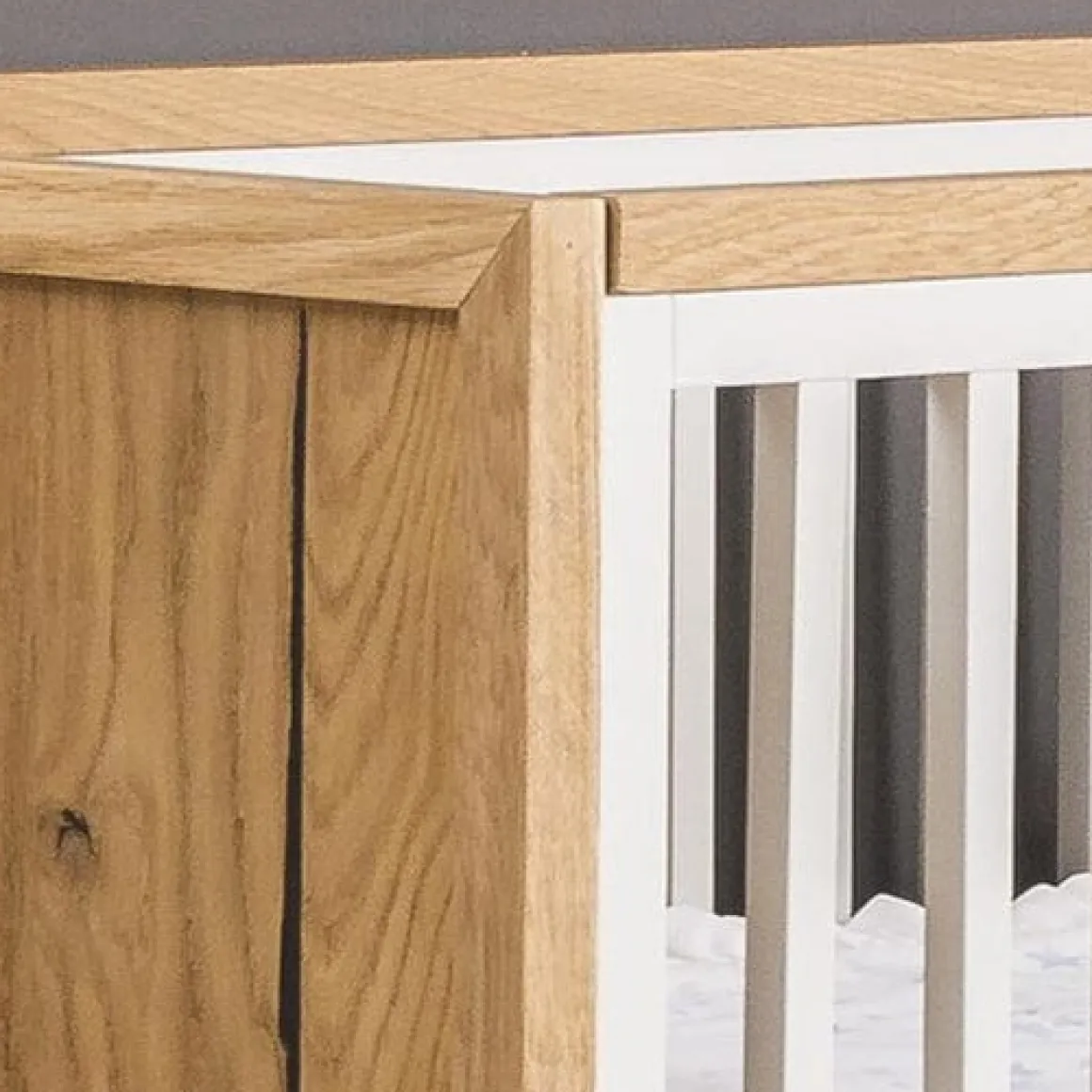 Romina Furniture Uptown Classic Crib