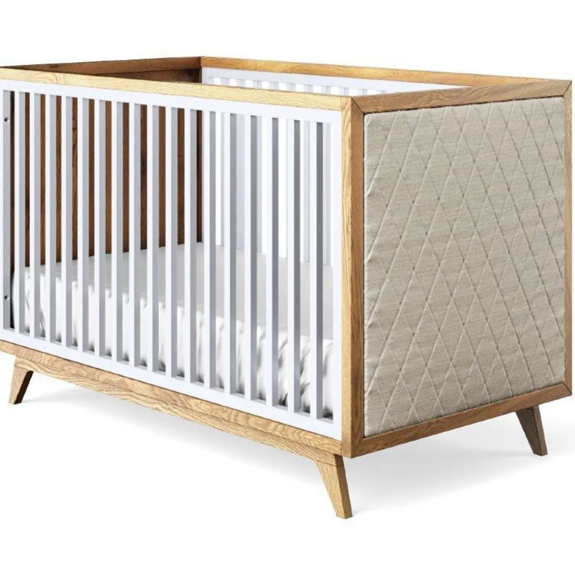 Romina Furniture Uptown Classic Crib (Tufted Sides)
