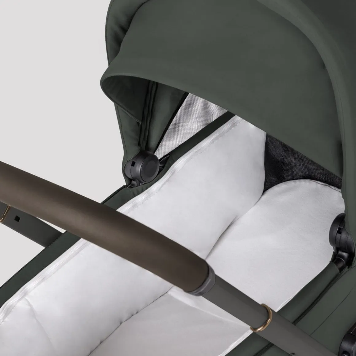 Silver Cross Breez Modular Stroller + Bassinet Bundle - Pewter