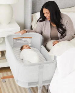 Skip Hop Cozy-Up 2-in-1 Bedside Sleeper & Bassinet - Grey
