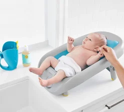 Skip Hop Moby Recline & Rinse Bather