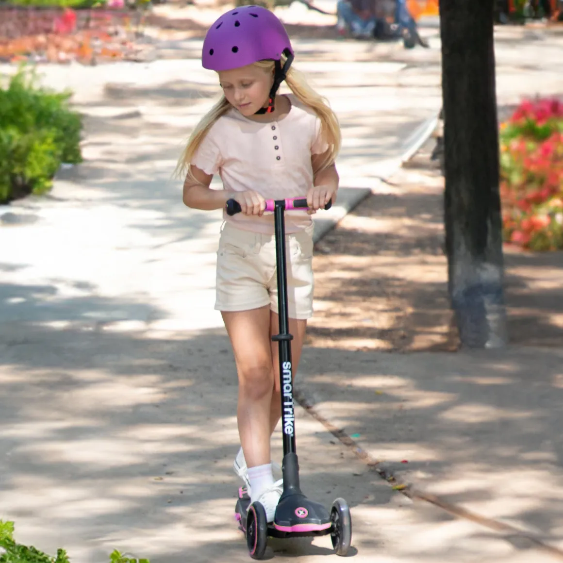 SmarTrike Xtend Ride On & Scooter - Fuchsia