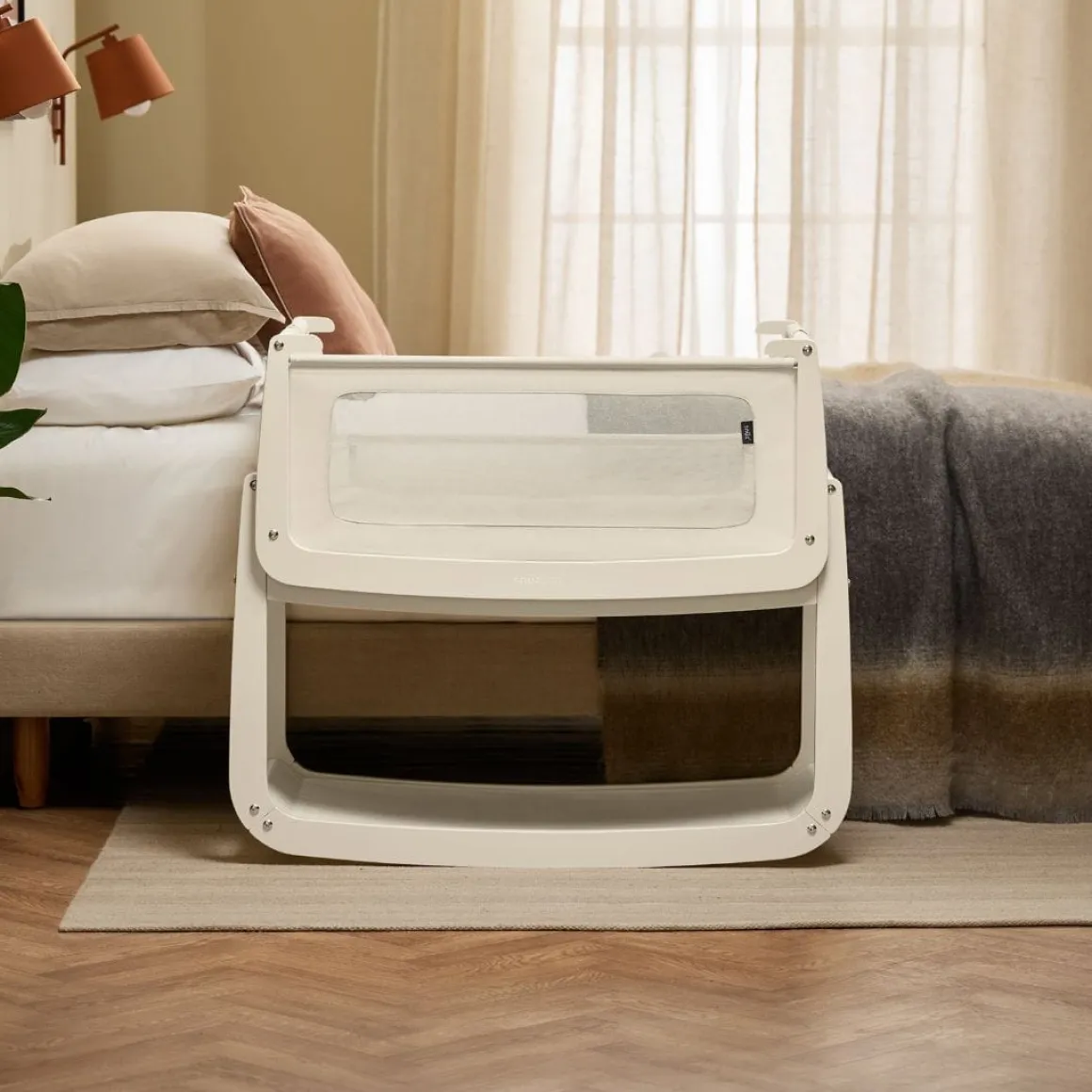 Snuz SnuzPod 5 Bedside Bassinet - Cashmere